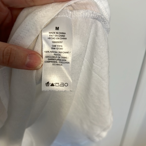 Dynamite white v-neck t-shirt - Picture 4 of 4